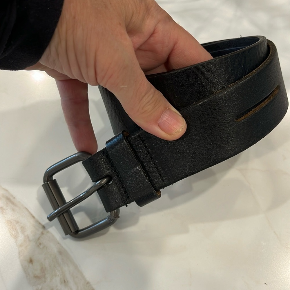 EUC Rudsak black leather 1.5” wide belt with heavy steel coloured buckle